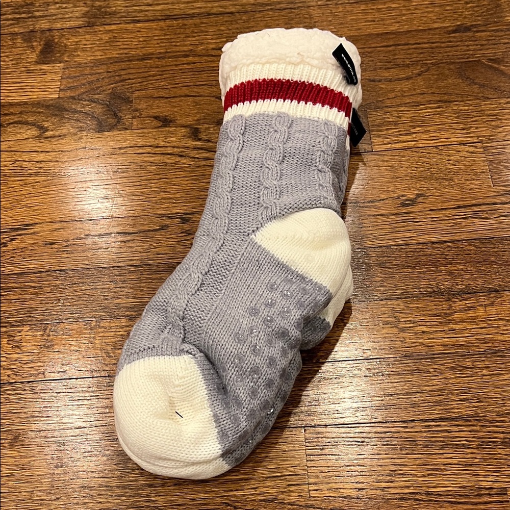 NWT Pook Juicy Jumbo fleece lined sock slippers